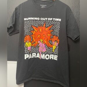 Paramore Concert T Shirt Band Tee 2023 Like New
